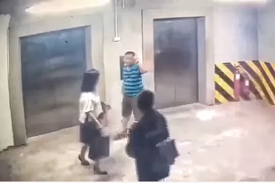 Hình ảnh người đàn ông bị tố có hành vi sàm sỡ, hành hung cô gái trẻ