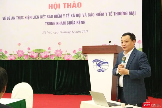 Ông Lê Văn Khảm – Vụ trưởng Vụ Bảo hiểm y tế (Bộ Y tế) phát biểu tại hội thảo. Ảnh: Minh Thúy 