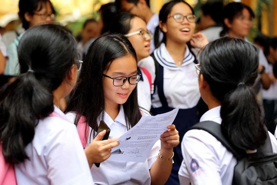 Các em học sinh chuẩn bị cho kỳ thi tuyển sinh vào lớp 10. Ảnh: kenhtuyensinh