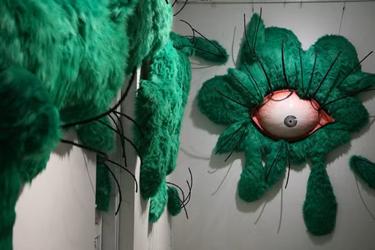 Tác phẩm Nối mi của nghệ sỹ Phạm Thị Hồng Sâm. Nguồn: Viện văn hóa nghệ thuật Quốc gia Việt Nam (VICAS) 