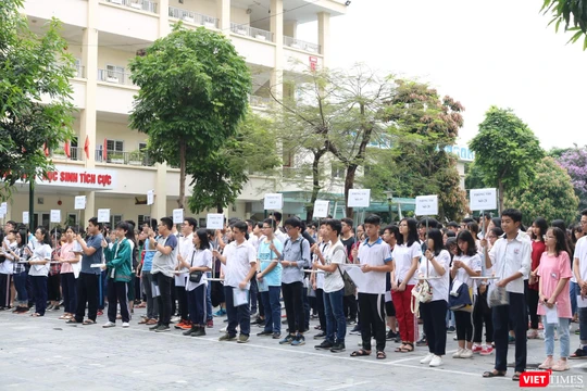 Học sinh dự thi. Ảnh: Minh Thúy