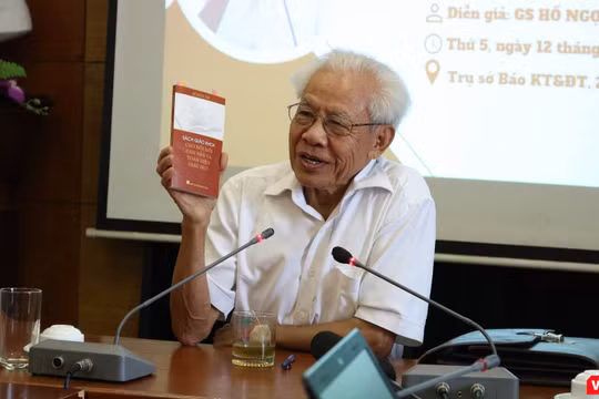 GS. TSKH. Hồ Ngọc Đại với cuốn sách giáo khoa đổi mới căn bản và toàn diện giáo dục 