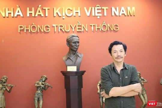 NSND Trung Anh tại Nhà hát Kịch Việt Nam. Ảnh: Minh Thúy