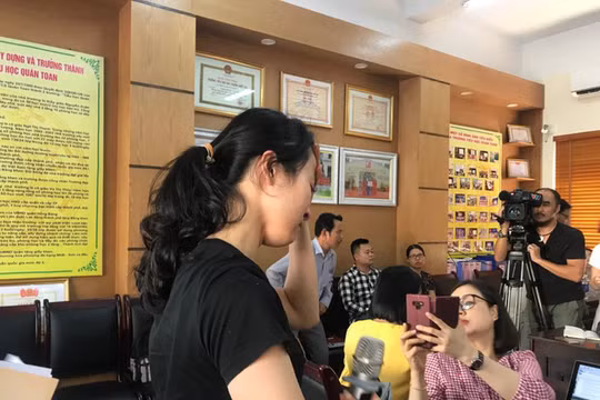 Cô giáo đánh học sinh ở Hải Phòng bị buộc thôi việc. Ảnh: Kênh14 