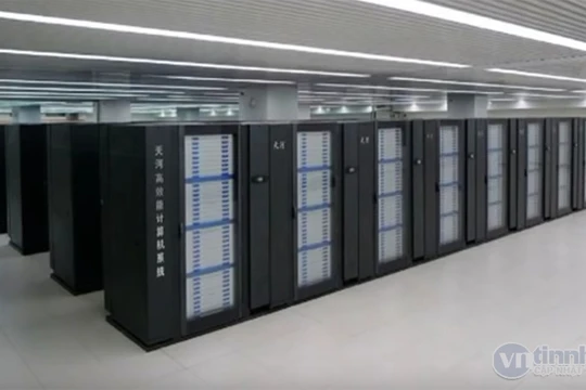 Trung Quốc phát triển siêu máy tính thế hệ mới (Ảnh: NTDTV)