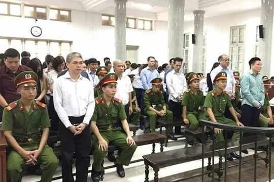 Quang cảnh phiên xét xử sơ thẩm "đại án" Ocean Bank - Hà Văn Thắm. (Ảnh: Internet)