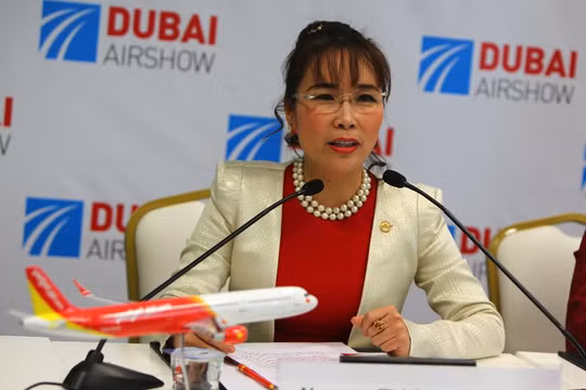 Bài viết của Forbes nói rằng bà Thảo sở hữu khối tài sản ròng 1,7 tỷ USD. Nhưng bảng xếp hạng tỷ phú của hãng tin này chưa thấy cập nhật tên của bà chủ Vietjet Air.