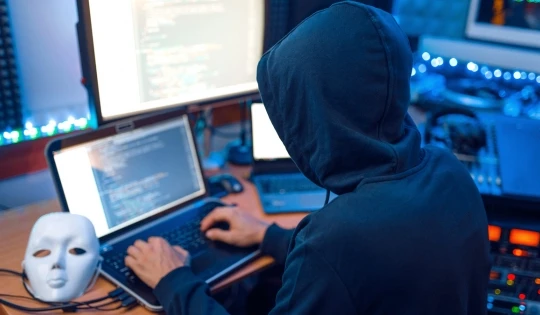 Cảnh báo thủ đoạn dùng AI ghép ảnh vào clip nhạy cảm để tống tiền