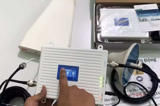 Thiết bị kích sóng di động của một hộ gia đình bị cơ quan chức năng xử phạt hành chính. Ảnh: Cục Tần số vô tuyến điện.