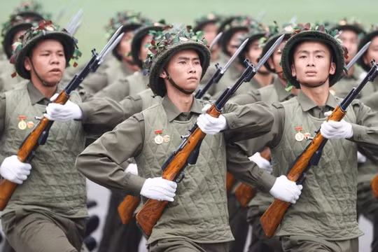 Khắc họa 80 năm trưởng thành của Quân đội nhân dân Việt Nam qua tem bưu chính