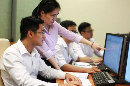 Hợp đồng điện tử có hàng loạt ưu điểm, vì sao nhiều doanh nghiệp vẫn khó ứng dụng?