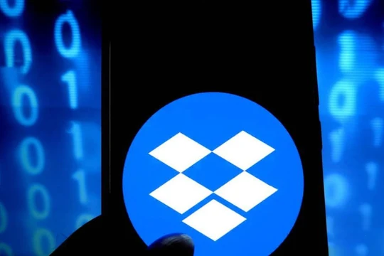 Kẻ lừa đảo dụ dỗ nạn nhân chấp thuận yêu cầu bằng cách truy cập vào đường link được đính kèm.