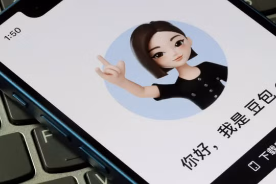 Kể từ khi DeepSeek phát hành ứng dụng cho iOS và Android vào đầu tháng 1, trợ lý AI này đã trở nên phổ biến tại Trung Quốc. Ảnh: Shutterstock.