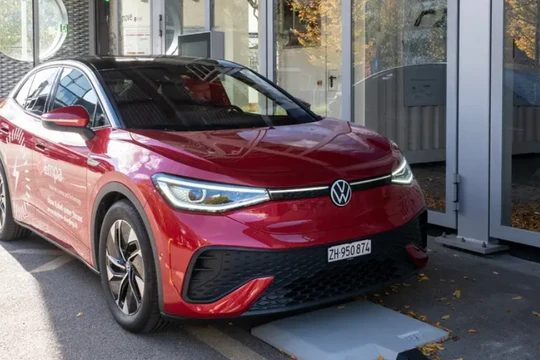 Tin nóng công nghệ hôm nay.