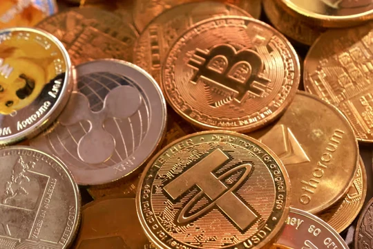 Các cơ quan quản lý Nhật Bản muốn xử lý giao dịch nội gián trong tiền điện tử giống như cách họ xử lý cổ phiếu hoặc các sản phẩm tài chính khác. Ảnh: Nikkei Asia.