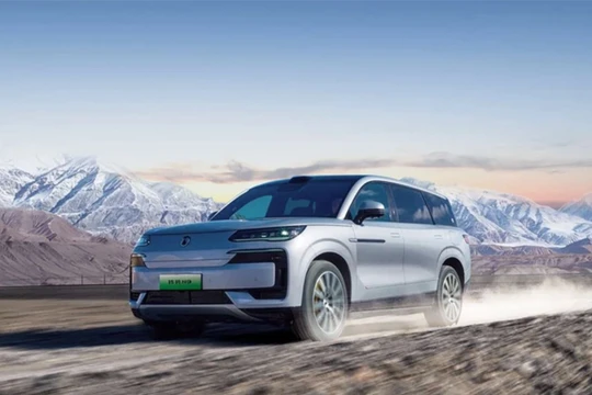 Thương hiệu cao cấp Denza của BYD ra mắt mẫu xe đắt nhất có tên N9. Ảnh: SCMP.