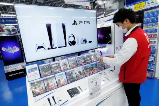 Một quầy hàng PS5 tại Tokyo, Nhật Bản (Ảnh: Nikkei Asia)