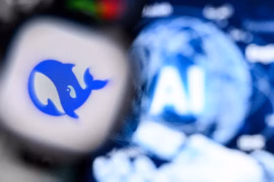 DeepSeek công bố phương pháp lý luận AI mới. Ảnh: SCMP.