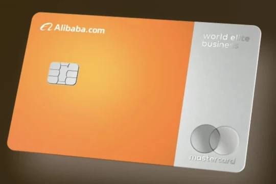 Hình ảnh mẫu thẻ tín dụng mới của Alibaba (Ảnh: SCMP)