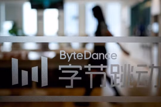 Logo ByteDance được nhìn thấy tại văn phòng công ty ở Thượng Hải, Trung Quốc (Ảnh: Reuters)