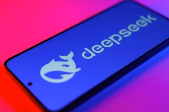 Tencent tích hợp DeepSeek vào ứng dụng của mình. Ảnh: SCMP.