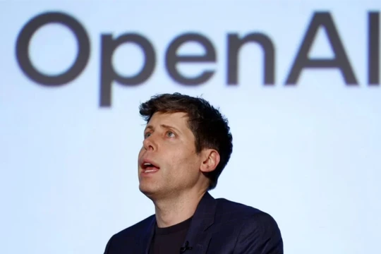 Tổng giám đốc điều hành của OpenAI Sam Altman tham dự sự kiện có tên 'Chuyển đổi doanh nghiệp thông qua AI' với SoftBank tại Tokyo. Ảnh: SCMP.