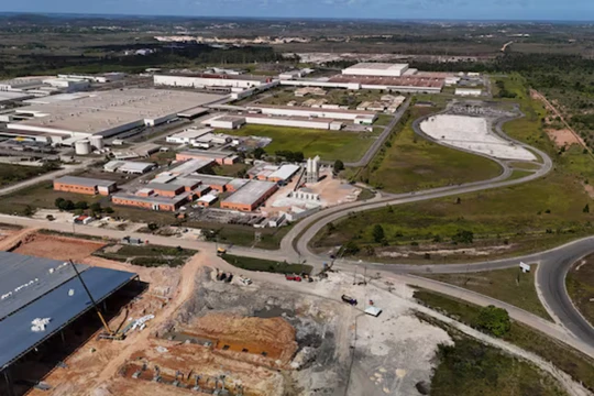 Công trường xây dựng nhà máy sản xuất xe điện mới của BYD tại Camacari, Brazil. Ảnh: Reuters.