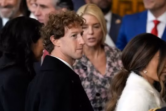 Giám đốc điều hành Meta Mark Zuckerberg, xuất hiện tại lễ nhậm chức của Donald Trump năm 2025. Ảnh: Business Insider.