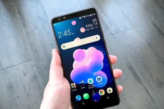 HTC U12+. Nguồn ảnh: Business Insider