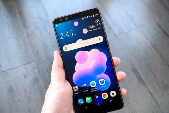 HTC U12+. Nguồn ảnh: Business Insider