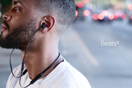 Hai ngày nữa, Apple mở bán tai nghe BeatsX