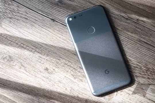 Google Pixel và Pixel XL bị tố dính lỗi tự ngắt kết nối Bluetooth.