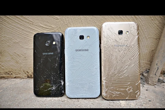 Thử độ bền Galaxy A3, A5, A7 2017: Rất dễ vỡ!
