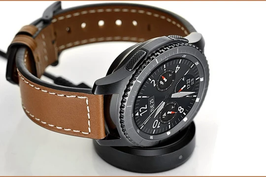 Gear S3 sẽ 'theo chân Note 7' nếu dùng sạc ngoài