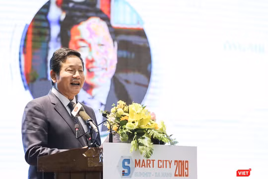 Ông Trương Gia Bình-Chủ tịch VINASA phát biểu tại sự kiện hội nghị thượng đỉnh TP thông minh 2019 - Smart City Summit 2019 lần thứ 3 diễn ra tại Đà Nẵng 