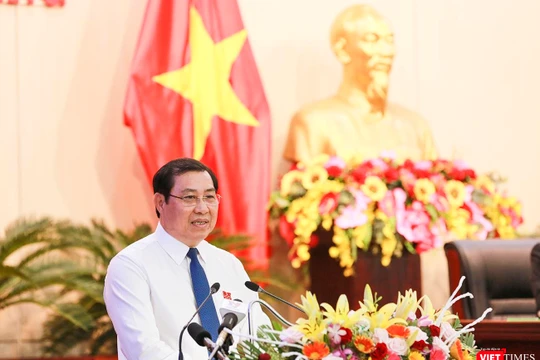 Ông Huỳnh Đức Thơ-Chủ tịch UBND TP Đà Nẵng tại phát biểu tiếp thu và giải trình các nội dung qua thẩm tra của các Ban HĐND TP và nội dung việc thảo luận, chất vấn, trả lời chất vấn tại kỳ họp thứ 11 HĐND TP Đà Nẵng khóa IX diễn ra hôm 11/7.