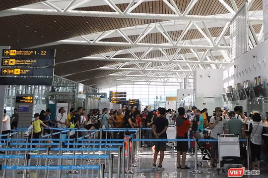 Khách du lịch đến Đà Nẵng bằng đường hàng không tăng mạnh