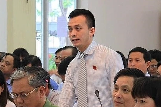 Ông Nguyễn Bá Cảnh vừa có đơn xin thôi làm nhiệm vụ đại biểu HĐND TP Đà Nẵng khóa IX, nhiệm kỳ 2016-2021