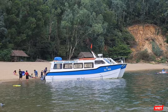 Đà Nẵng đang nỗ lực đánh thức tiềm năng du lịch đường sông, biển đảo để phát triển thành sản phẩm du lịch đọc đáo, hấp dẫn du khách