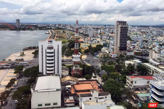 Cấp ủy và UBKT các cấp quận Hải Châu đã thi hành kỷ luật 24 đảng viên bằng các hình thức khiển trách, cảnh cáo, cách chức và khai trừ ra khỏi Đảng.