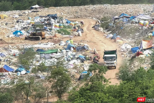 Việc Quảng Nam cho xây dựng Lò đốt rác thải sinh hoạt của tỉnh này tại xã Đại Nghĩa (huyện Đại Lộc, tỉnh Quảng Nam) khiến Công ty CP Cấp nước Đà Nẵng lo ngại ảnh hưởng nguồn nước sinh hoạt cho Đà Nẵng