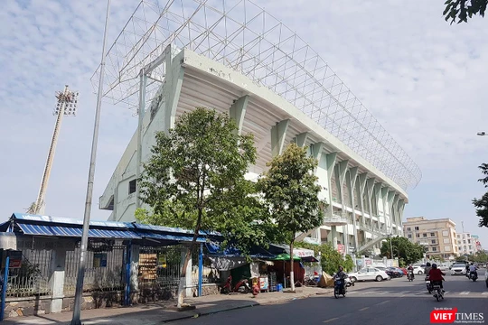 Mặc dù vụ án Phạm Công Danh đã được xét xử, nhưng số phận của Sân vận động Chi Lăng ở Đà Nẵng vẫn chưa biết đi về đâu?