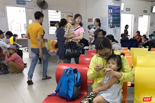 Theo thống kê của Bệnh viện Phụ sản-Nhi TP Đà Nẵng, trong tuần qua đã có gần 720 ca bệnh nhi nhập viện.