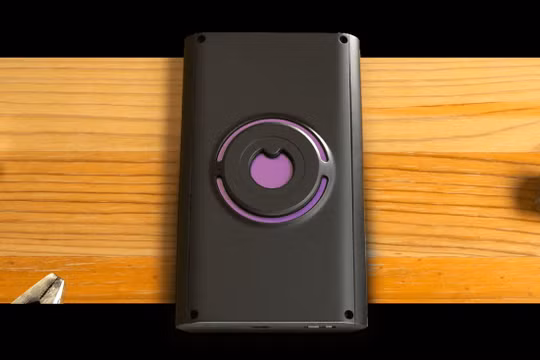 Walabot DIY là trợ thủ đắc lực trong ngành xây dựng. Nguồn: Walabot