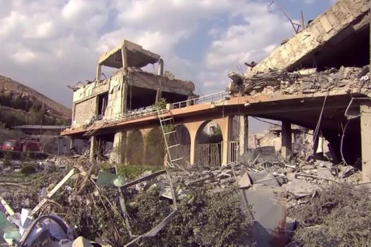 Trung tâm Nghiên cứu và Phát triển Barzah tan hoang sau cuộc tấn công. Nguồn: BBC