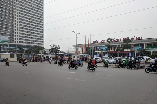 Trên đoạn đường Phạm Hùng không xảy ra tình trạng ùn tắc như cuối tuần trước