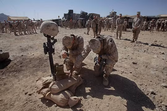 Năm 2015, Bộ Quốc Phòng Mỹ đã công bố danh sách tên của 2.254 thành viên đã bỏ mạng tại cuộc chiến Afghanistan, Pakistan và Uzbekistan. Nguồn: The Nation