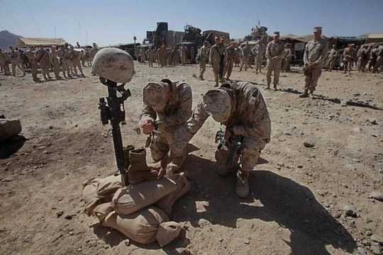 Năm 2015, Bộ Quốc Phòng Mỹ đã công bố danh sách tên của 2.254 thành viên đã bỏ mạng tại cuộc chiến Afghanistan, Pakistan và Uzbekistan. Nguồn: The Nation