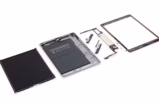 iFixit chấm điểm khả năng sửa chữa của iPad 6(2018) là 2/10. Nguồn: iFixit