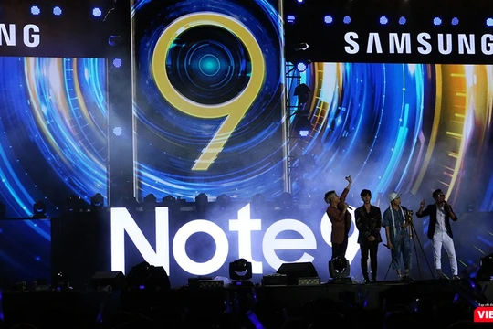 Đêm nhạc ra mắt Note 9 tại Hà Nội